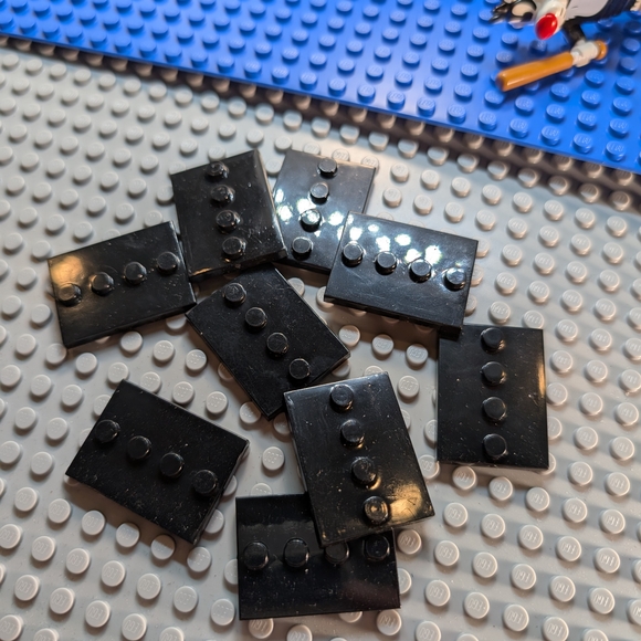 12 Minifigures-Looney Tunes LEGO Compatible Minifigures Set - Picture 7 of 8